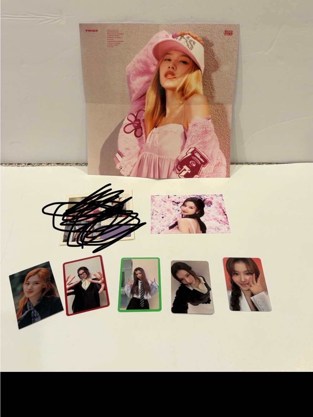Twice K-POP Sana Lot of 7